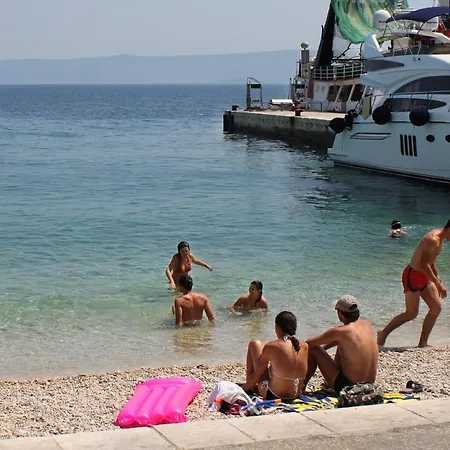 With A Parking Space Bol, Brac - 5642 Lejlighed *
